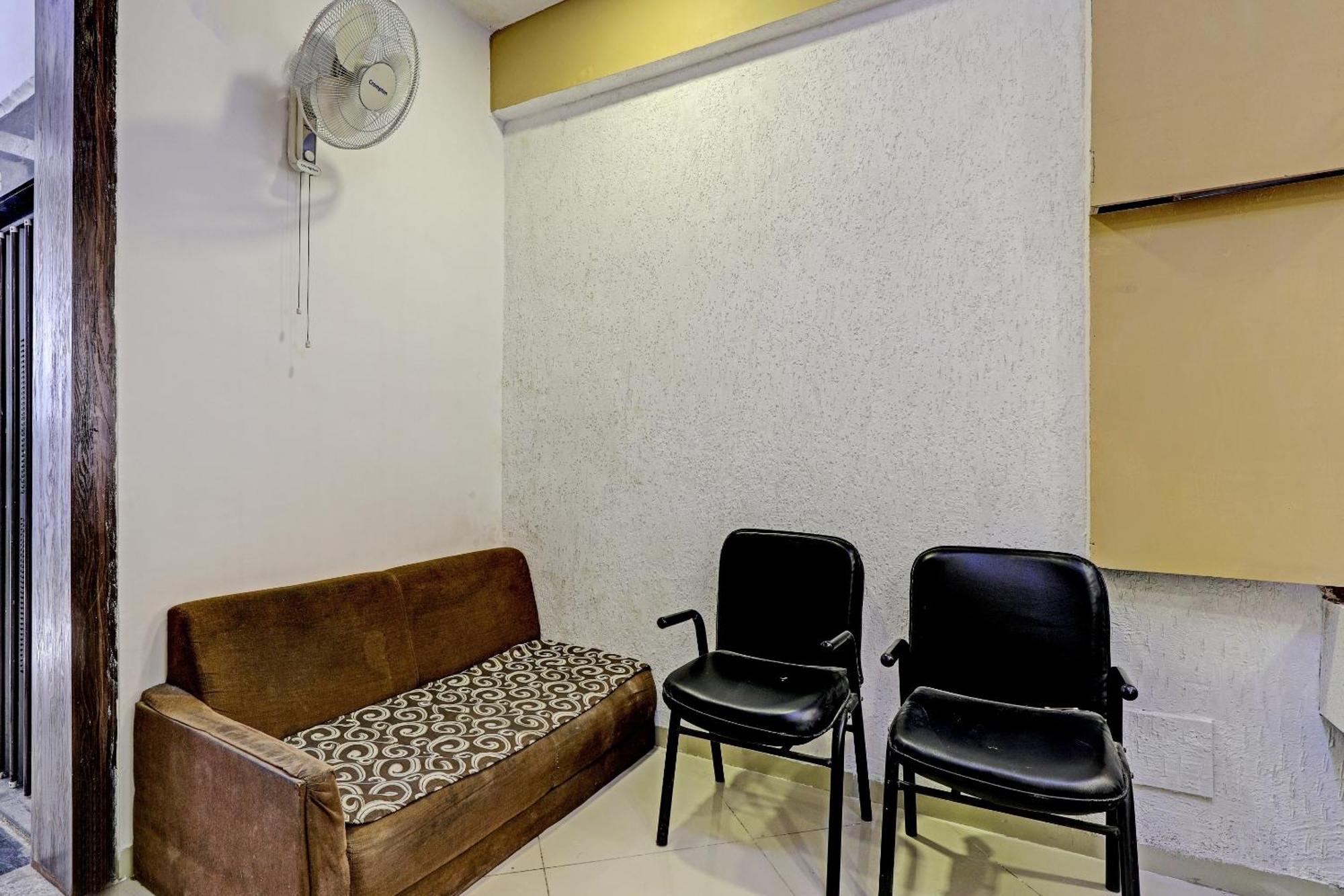 Oyo 11649 Hotel Mahima Γκαντχιναγκάρ Εξωτερικό φωτογραφία