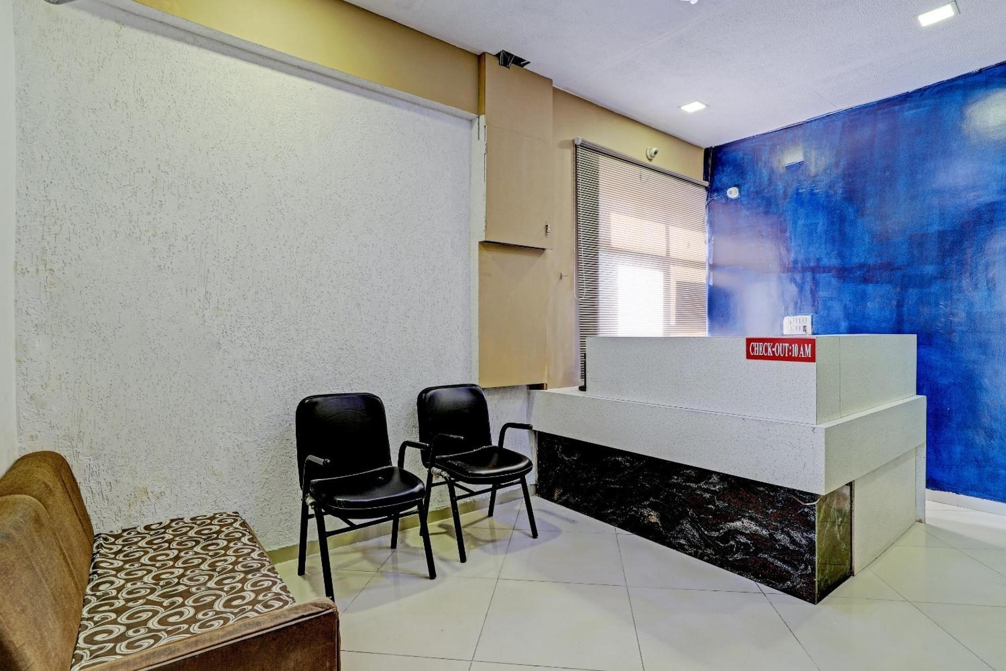 Oyo 11649 Hotel Mahima Γκαντχιναγκάρ Εξωτερικό φωτογραφία