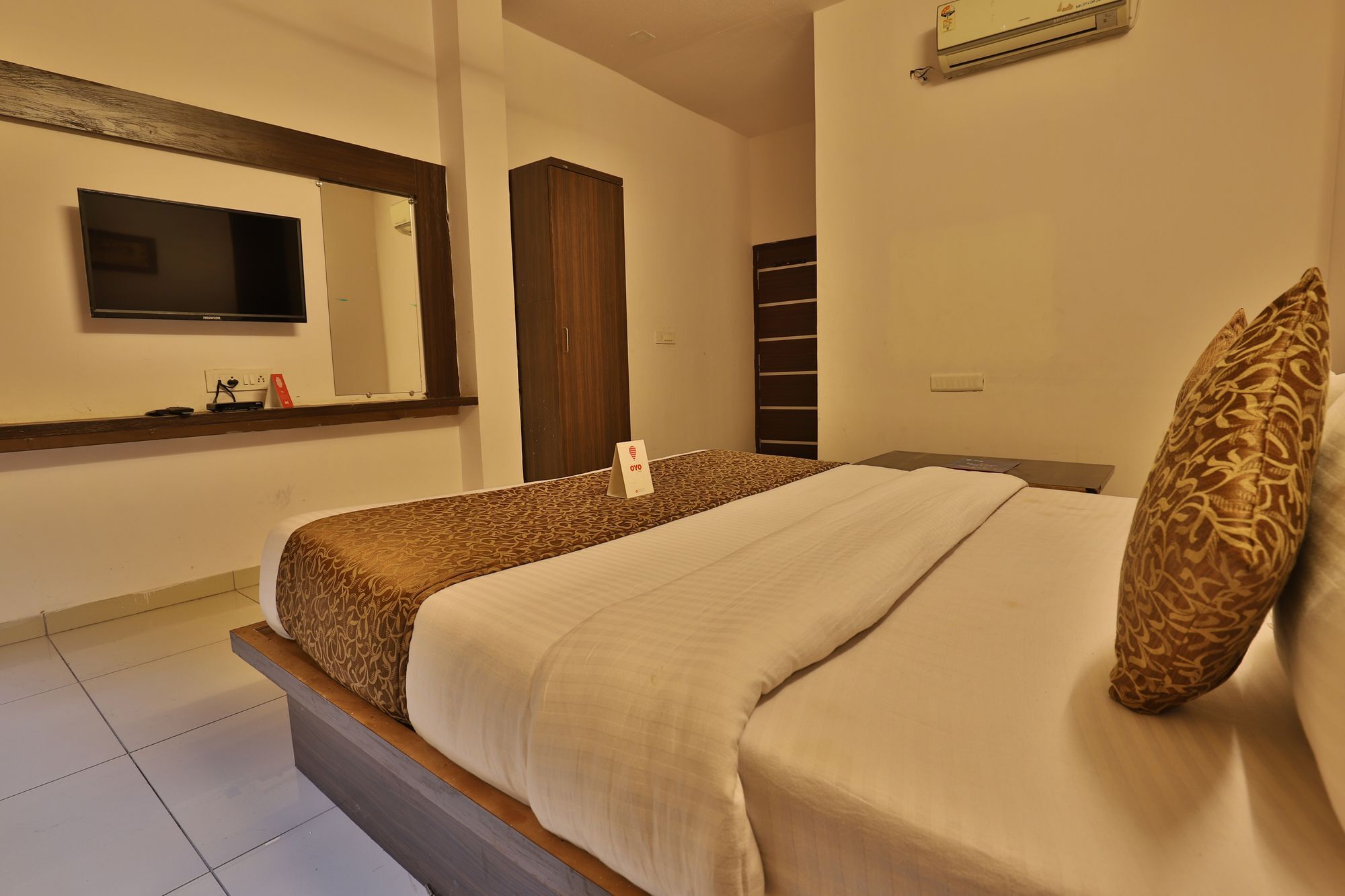 Oyo 11649 Hotel Mahima Γκαντχιναγκάρ Εξωτερικό φωτογραφία