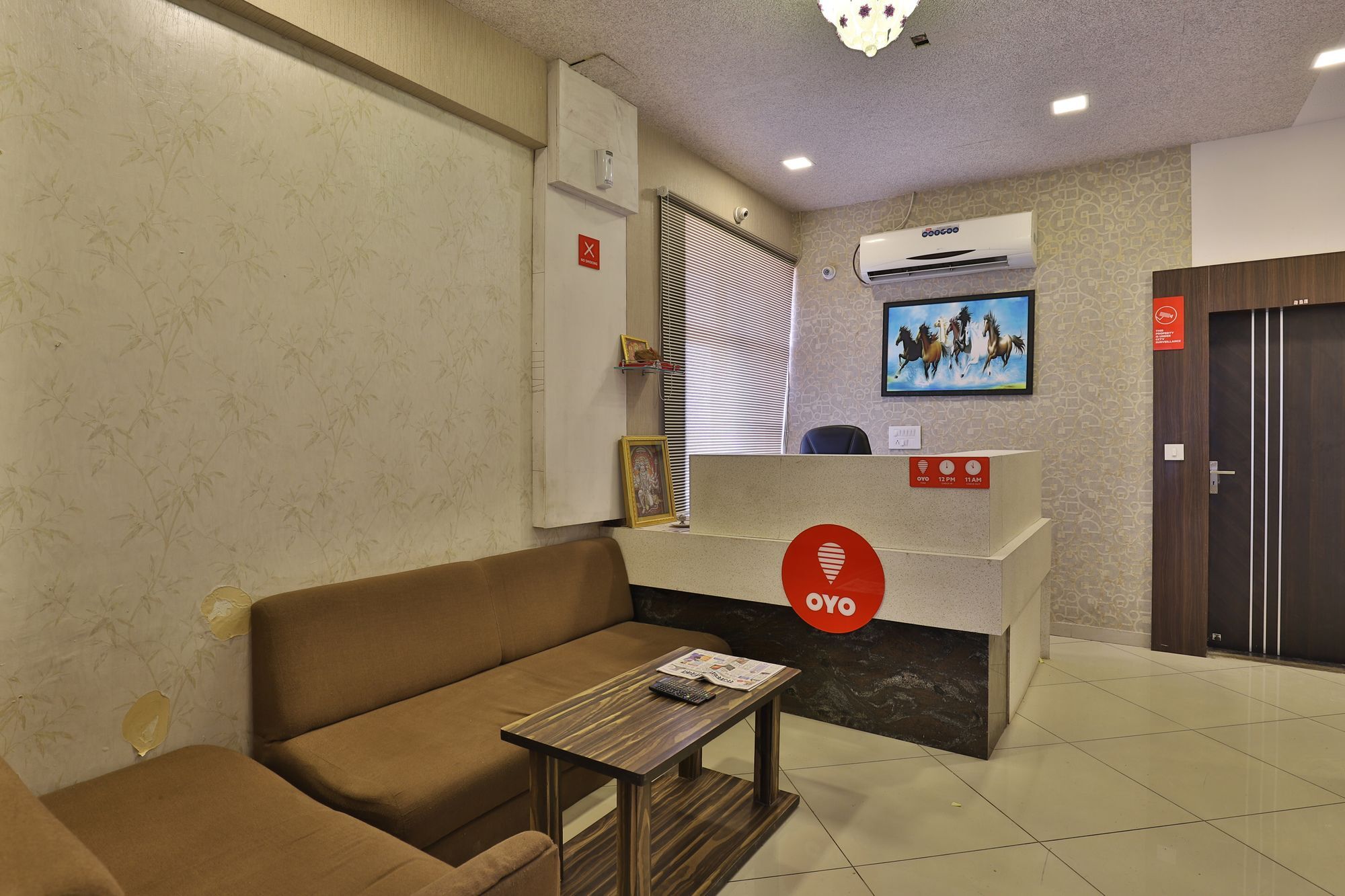 Oyo 11649 Hotel Mahima Γκαντχιναγκάρ Εξωτερικό φωτογραφία